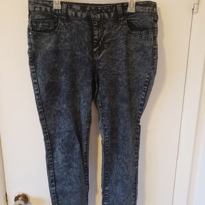 Acid Wash Stretch Denim Skinny Jean